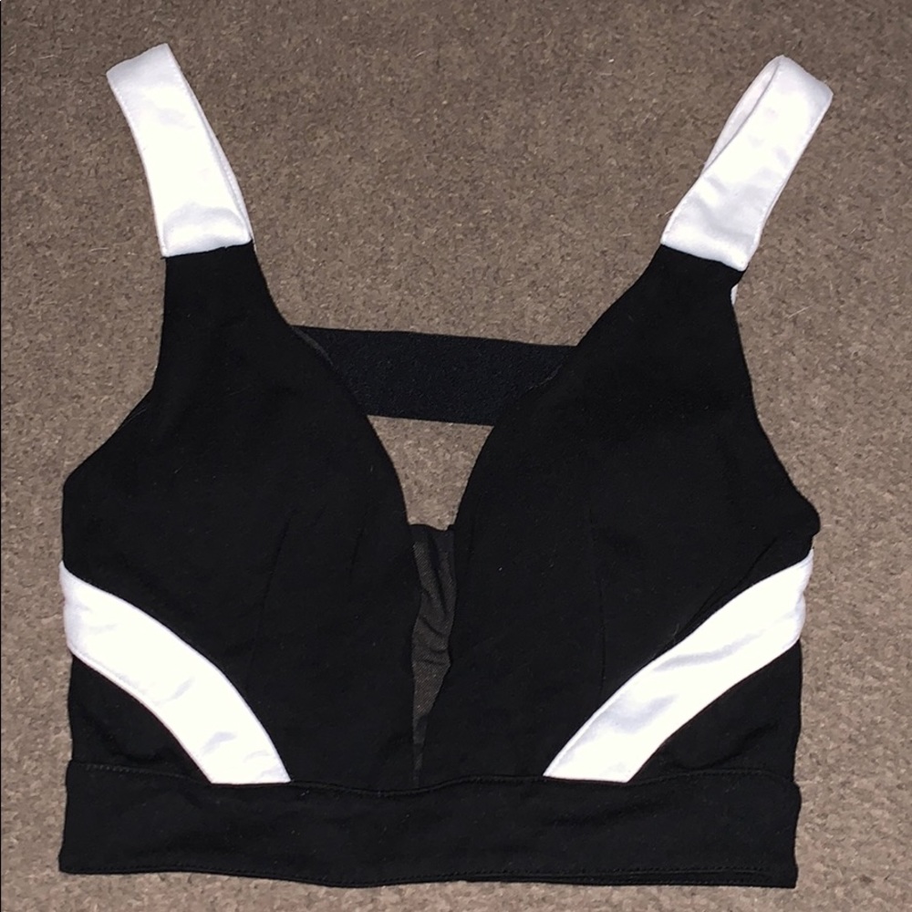 Black and white crop top